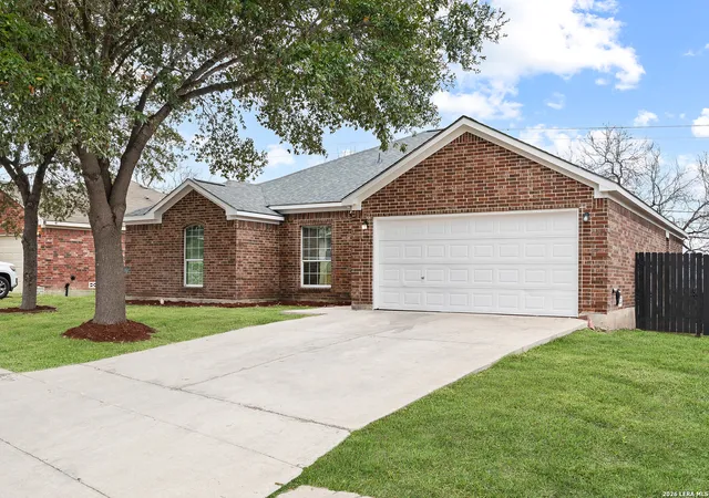 Photo 3 of Sale Pending at 7323 Vista Grv, San Antonio, TX 78242 | MLS# 1943137 | Listing updated on 2026-03-05