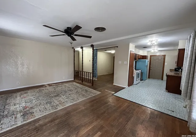 2nd image of 216 Clutter, San Antonio, TX 78214 | MLS# 1943164