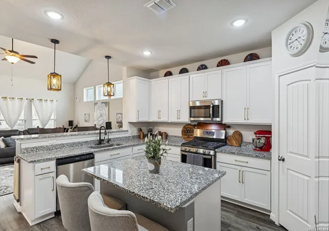 Photo 3 of Sale Pending at 199 Josh, San Antonio, TX 78253 | MLS# 1943196 | Listing updated on 2026-04-29