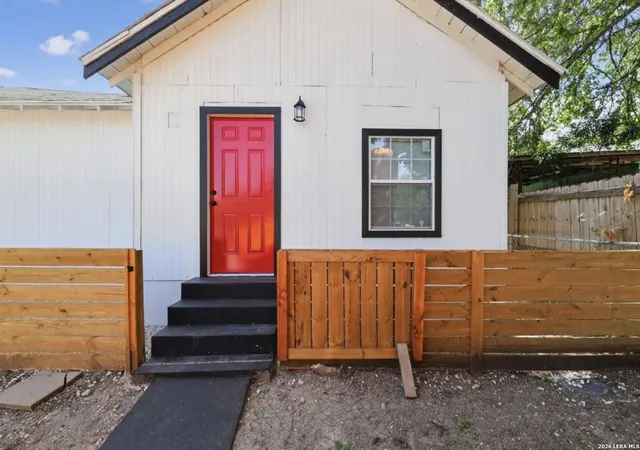 3rd image of 427 Floyd, San Antonio, TX 78204 | MLS# 1943306
