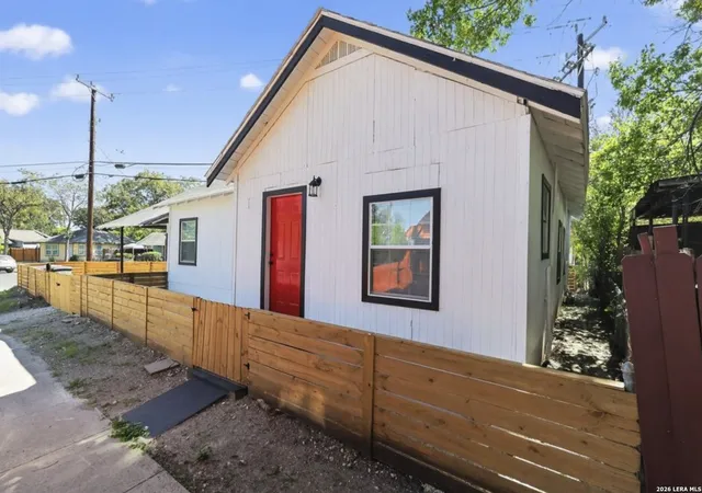 4th image of 427 Floyd, San Antonio, TX 78204 | MLS# 1943306