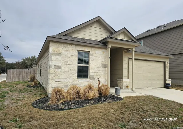 Photo 2 of Single family home for sale at 1100 River Wood, Seguin, TX 78155 | MLS# 1943311 | Listing updated on 2026-03-05