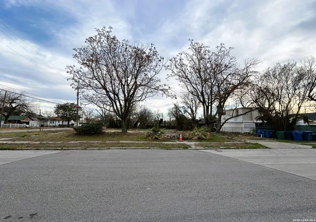 1st image of 454 Hammond, San Antonio, TX 78210 | MLS# 1943347