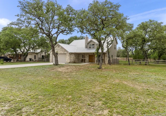 2nd image of 445 Settlers Ln, Bandera, TX 78003 | MLS# 1943386