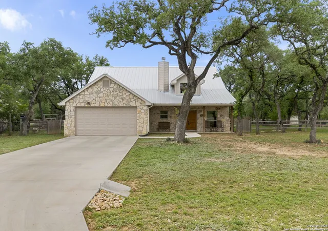 1st image of 445 Settlers Ln, Bandera, TX 78003 | MLS# 1943386