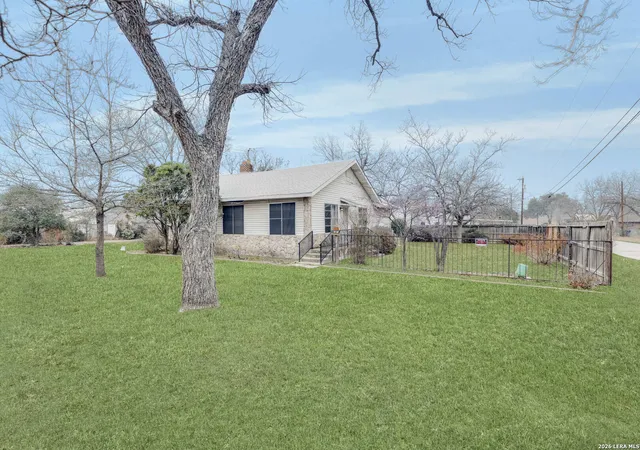 Photo 2 of Sale Pending at 283 Utopia, San Antonio, TX 78223 | MLS# 1943454 | Listing updated on 2026-03-12