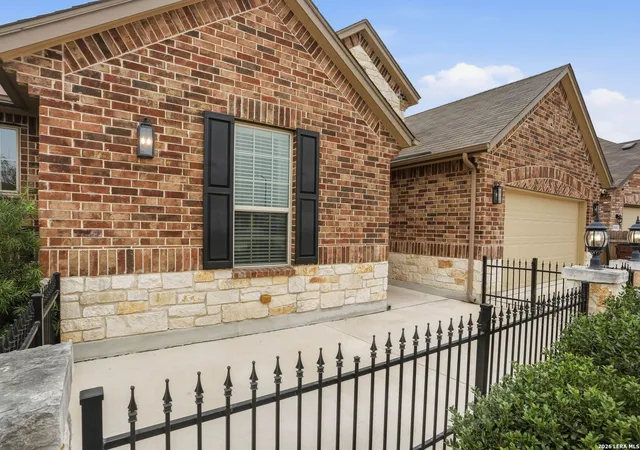 Photo 4 of Sale Pending at 9206 Sundrop Valley, San Antonio, TX 78254 | MLS# 1943564 | Listing updated on 2026-03-09