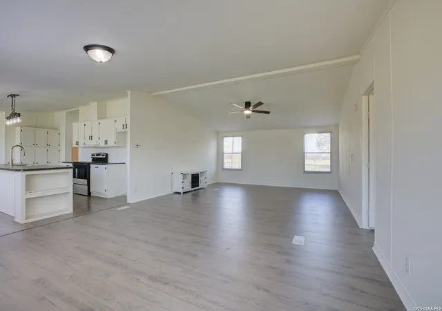 3rd image of 1885 Marion, Marion, TX 78124 | MLS# 1943574