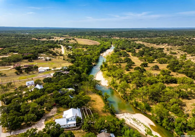3rd image of 1025 Deep Water, Spring Branch, TX 78070 | MLS# 1943661