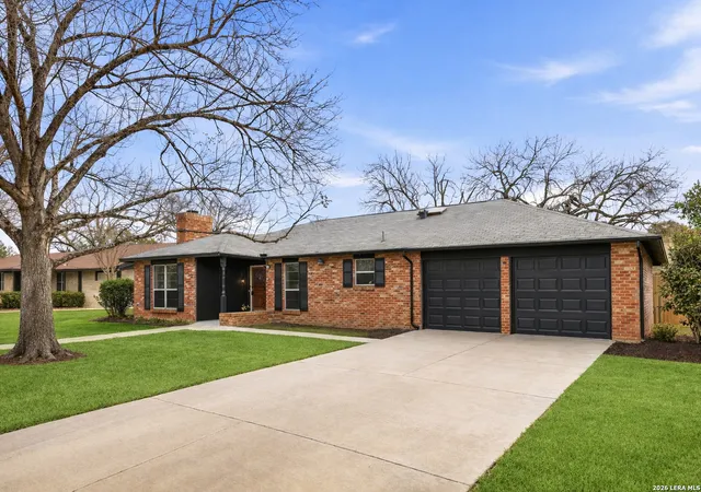 Photo 3 of Single family home for sale at 426 Zephyr, Windcrest, TX 78239 | MLS# 1943748 | Listing updated on 2026-05-02