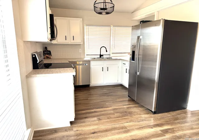 4th image of 5815 Freemans Farm St, San Antonio, TX 78233 | MLS# 1943766