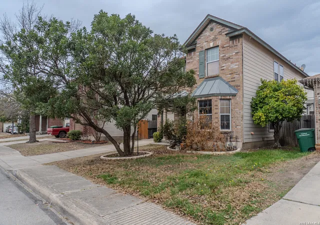 Photo 2 of Single family home for sale at 11211 Ancient Coach, San Antonio, TX 78213 | MLS# 1943860 | Listing updated on 2026-06-22