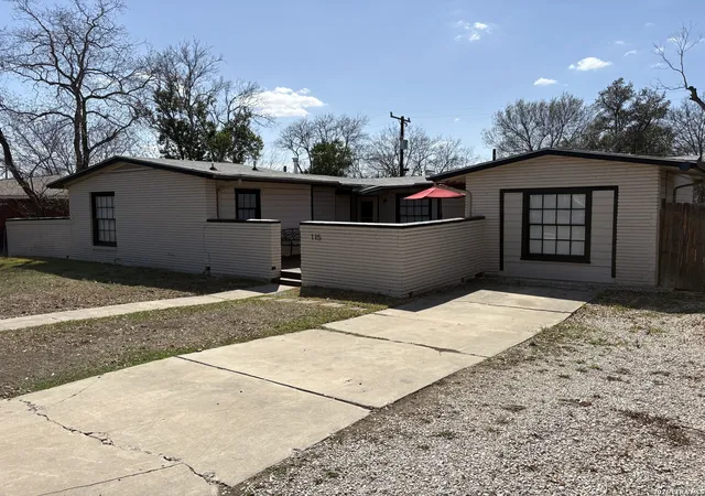 2nd image of 115 Waring, San Antonio, TX 78216 | MLS# 1943861