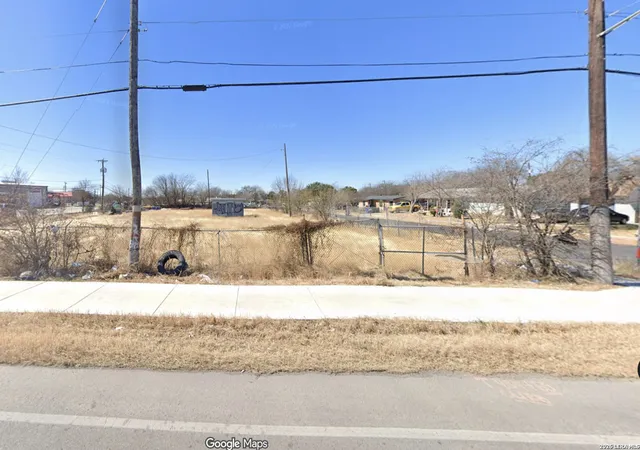 Photo 2 of Land for sale at 102 Oak Valley, San Antonio, TX 78227 | MLS# 1943890 | Listing updated on 2026-05-20