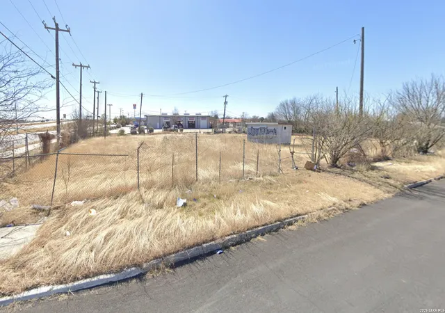 Photo 3 of Land for sale at 102 Oak Valley, San Antonio, TX 78227 | MLS# 1943890 | Listing updated on 2026-05-20