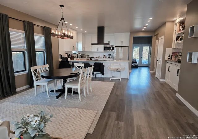 5th image of 511 E Woodlawn Avenue, San Antonio, TX 78212 | MLS# 1943902