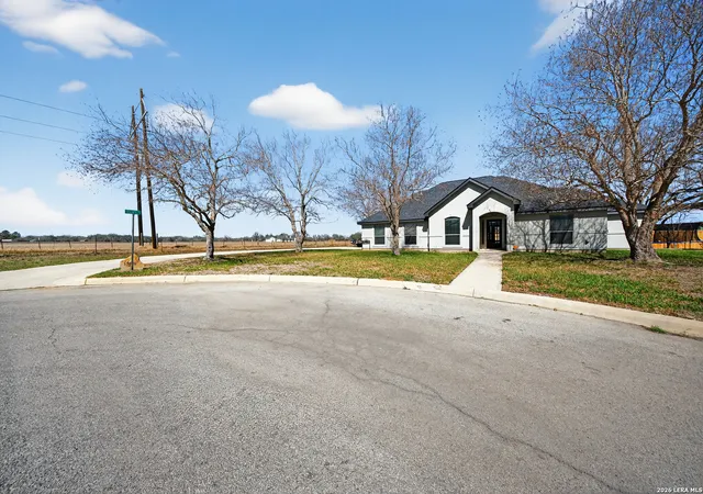 Photo 3 of Sale Pending at 1768 Stonehaven, Pleasanton, TX 78064 | MLS# 1943907 | Listing updated on 2026-07-30