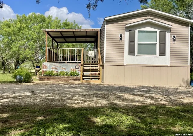 Homes for sale in Devine, TX | 869 & 873 County Road 773, Devine, TX 78016 | MLS# 1943939