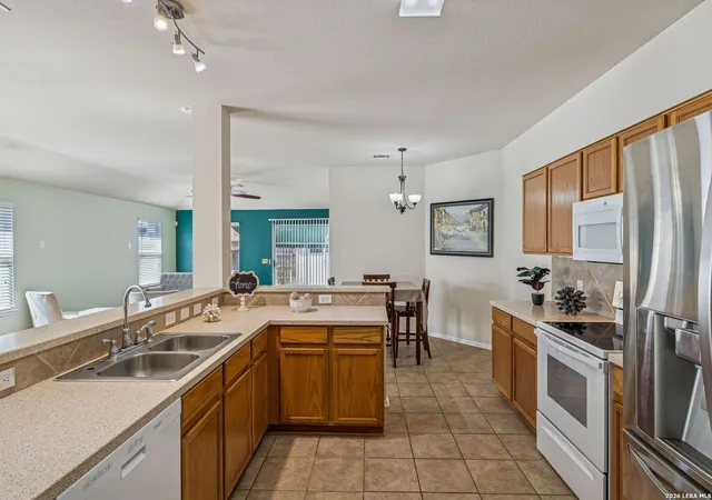 Photo 4 of Single family home for sale at 10319 Grand Club, San Antonio, TX 78239 | MLS# 1943941 | Listing updated on 2026-04-27