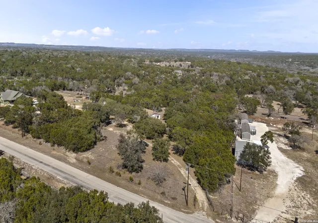 Photo 4 of Single family home for sale at 130 River Ranch, Boerne, TX 78006 | MLS# 1943945 | Listing updated on 2026-08-03