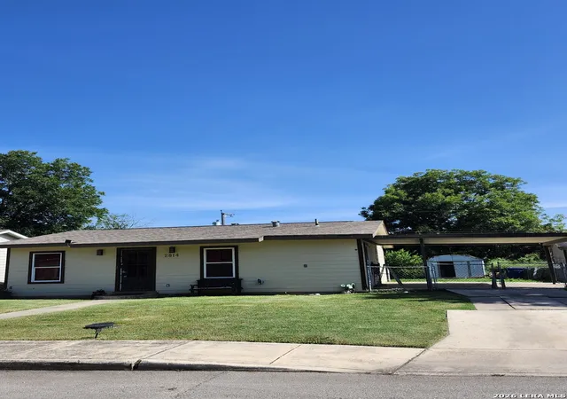Photo 3 of Single family home for sale at 2814 Mosscircle Dr, San Antonio, TX 78224 | MLS# 1943963 | Listing updated on 2026-08-03