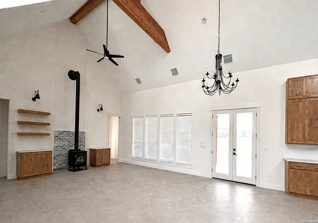 4th image of 450 Lucky Rdg, Bandera, TX 78003 | MLS# 1943998
