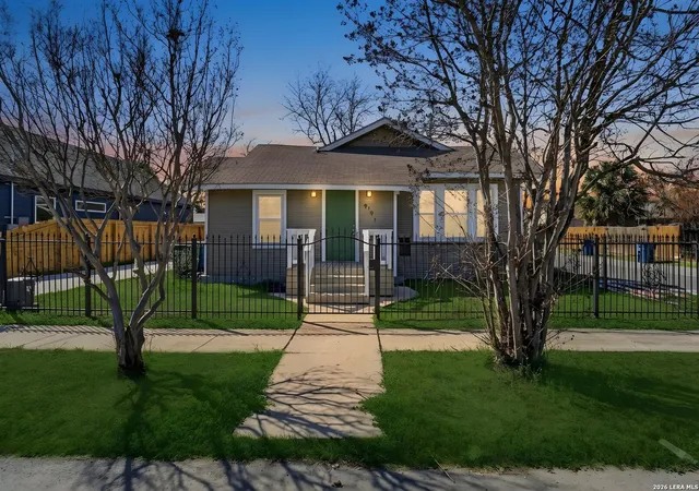 1st image of 919 Saint James, San Antonio, TX 78202 | MLS# 1944025