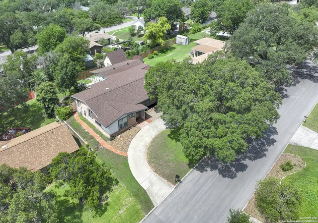 Photo 3 of Single family home for sale at 222 Highview, San Antonio, TX 78228 | MLS# 1944098 | Listing updated on 2026-05-18
