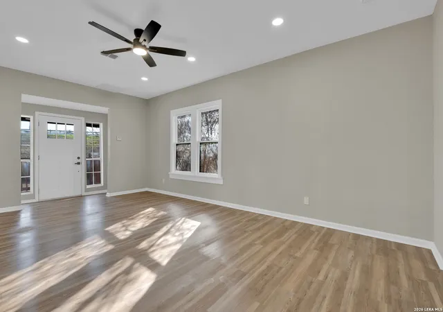 5th image of 439 W Lubbock, San Antonio, TX 78204 | MLS# 1944139