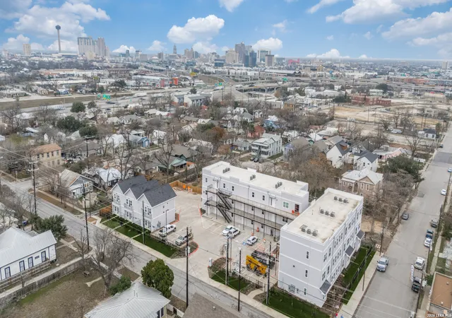 House for sale at 330 E Carson St, San Antonio, TX 78208 | MLS# 1944163 | Listing updated on 2026-09-08