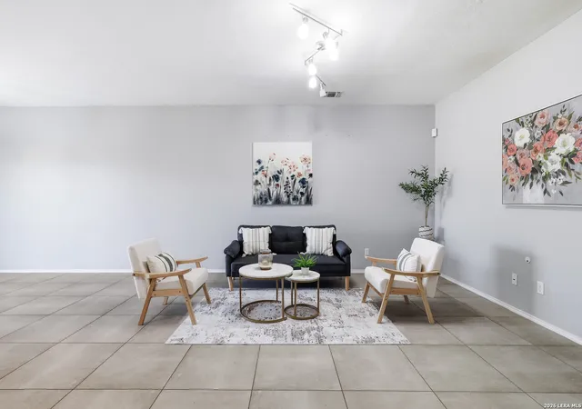Photo 3 of Sale Pending at 26918 Villa Toscana, San Antonio, TX 78260 | MLS# 1944210 | Listing updated on 2026-09-16