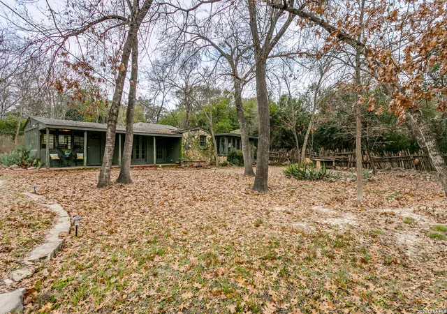 Photo 2 of Single family home for sale at 231 E Sunset, San Antonio, TX 78209 | MLS# 1944248 | Listing updated on 2026-08-23