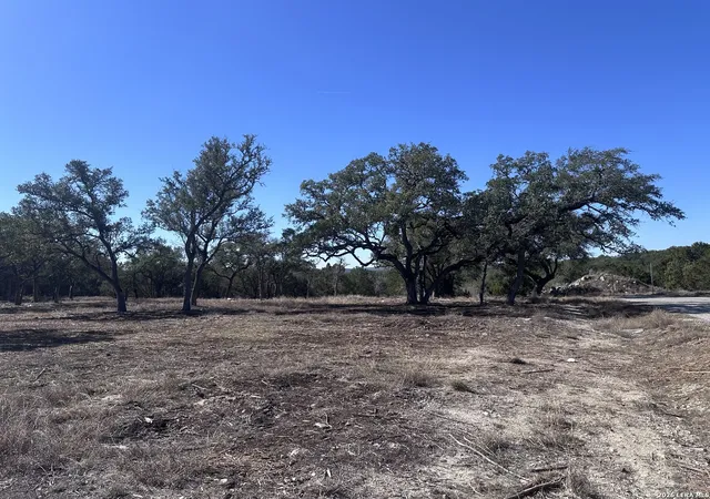 Photo 2 of Sale Pending at 909 Dawns Vw, Spring Branch, TX 78070 | MLS# 1944296 | Listing updated on 2026-08-19