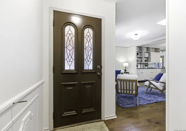 Photo 4 of Sale Pending at 1019 Mount Capote, San Antonio, TX 78213 | MLS# 1944319 | Listing updated on 2026-03-19
