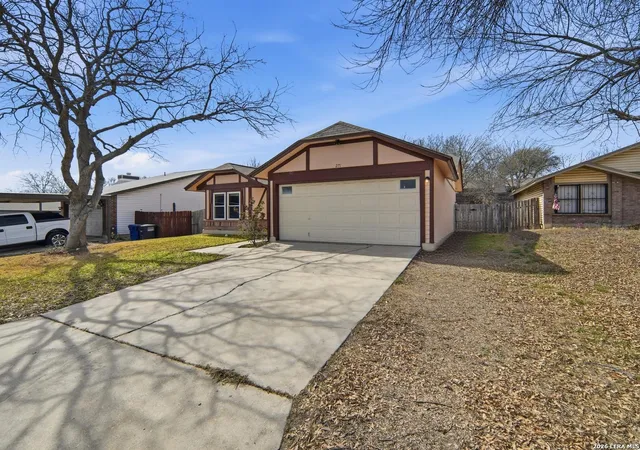 2nd image of 271 Saddlebrook Dr, San Antonio, TX 78245 | MLS# 1944355