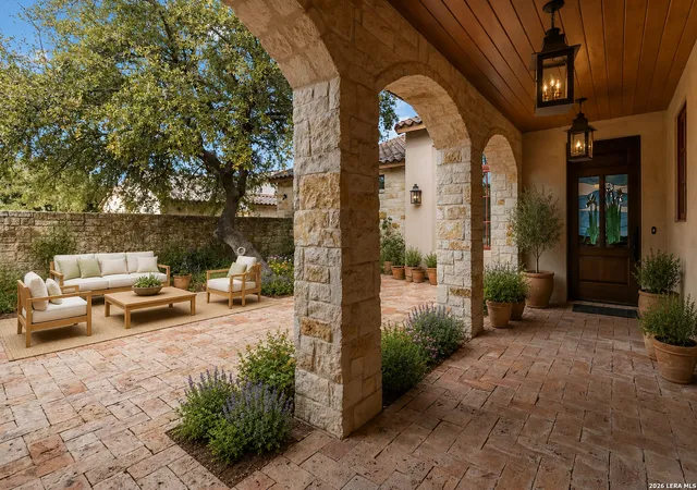 Photo 4 of Single family home for sale at 26 Di Lusso, Boerne, TX 78006 | MLS# 1944395 | Listing updated on 2026-07-14
