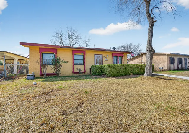 Photo 2 of Single family home for sale at 1502 Caballero, San Antonio, TX 78224 | MLS# 1944432 | Listing updated on 2026-03-09