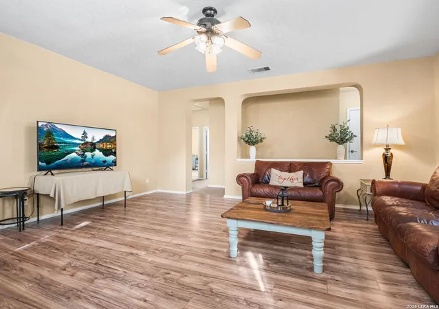 Photo 3 of Sale Pending at 6118 Mackenzie, San Antonio, TX 78247 | MLS# 1944444 | Listing updated on 2026-03-31