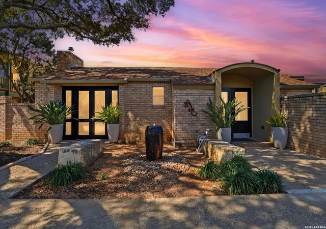 2nd image of 3678 Hidden Dr #902, San Antonio, TX 78217 | MLS# 1944445