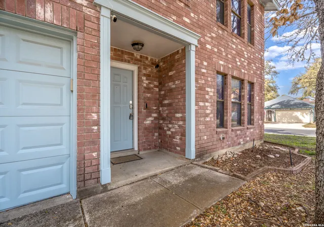 Photo 4 of Single family home for sale at 7519 Waketon, San Antonio, TX 78250 | MLS# 1944508 | Listing updated on 2026-03-09