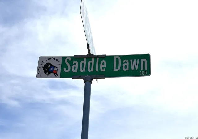 2nd image of 300 Saddle Dawn, Cibolo, TX 78108 | MLS# 1944577