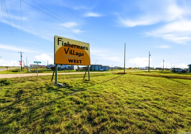 1st image of 53 Kingfish Lane, Palacios, TX 77465 | MLS# 1944584