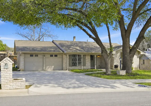 Photo 2 of Sale Pending at 10410 Rockland, San Antonio, TX 78230 | MLS# 1944588 | Listing updated on 2026-03-11