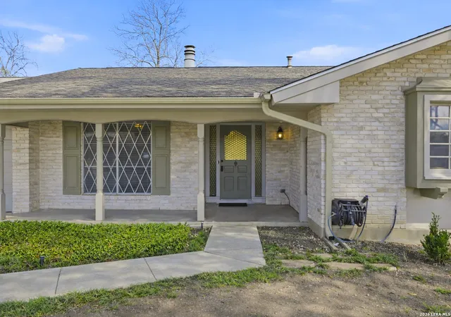 Photo 3 of Sale Pending at 10410 Rockland, San Antonio, TX 78230 | MLS# 1944588 | Listing updated on 2026-03-11