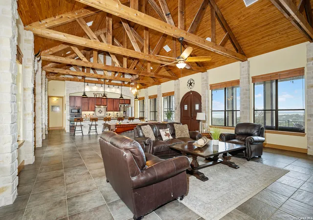 Photo 4 of Single family home for sale at 800 High Oaks, Canyon Lake, TX 78133 | MLS# 1944592 | Listing updated on 2026-09-16