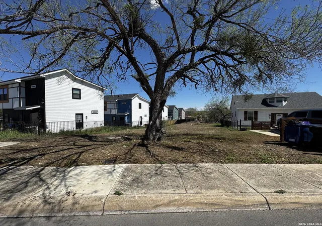 Photo 1 of Sale Pending at 1006 Hampton, San Antonio, TX 78220 | MLS# 1944621 | Listing updated on 2026-04-29