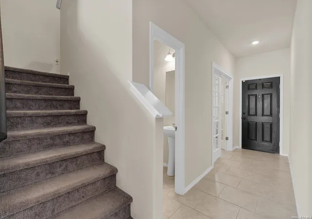 Photo 2 of Sale Pending at 338 Floating Feather, San Antonio, TX 78260 | MLS# 1944655 | Listing updated on 2026-04-17