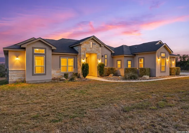 2nd image of 136 Vista View, Spring Branch, TX 78070 | MLS# 1944688