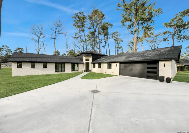 1st image of 1601 Sycamore Lane, Kingwood, TX 77339 | MLS# 1944703