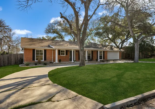 3rd image of 1416 Wiltshire, Terrell Hills, TX 78209 | MLS# 1944712